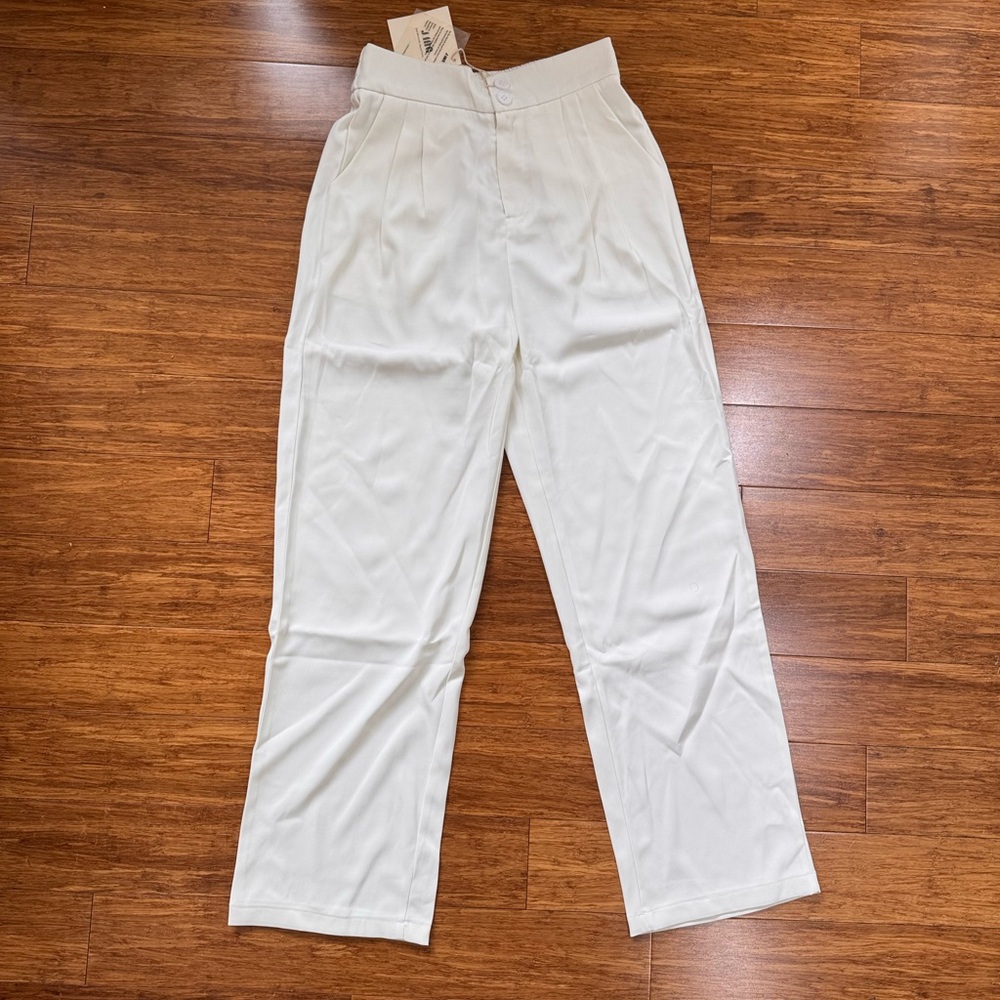 White dress pants/trousers